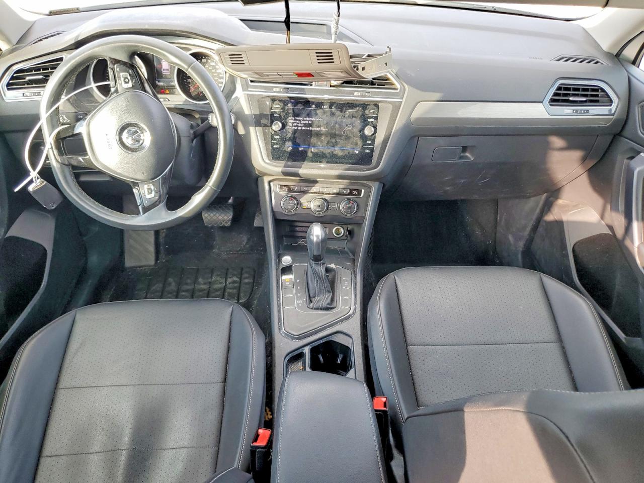2021 VOLKSWAGEN TIGUAN SE photo 15