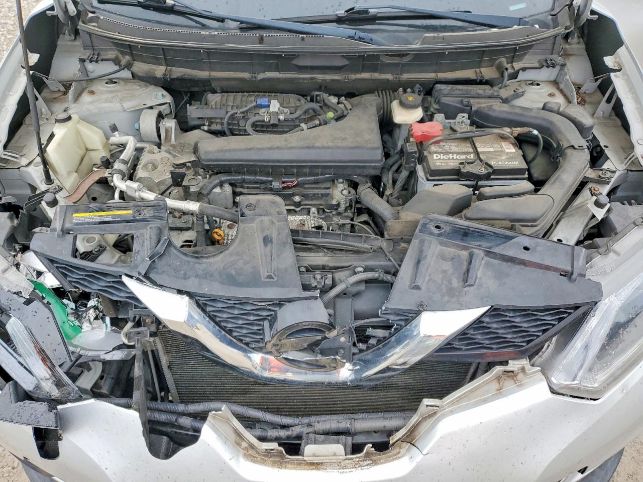 2014 NISSAN ROGUE SV photo 23