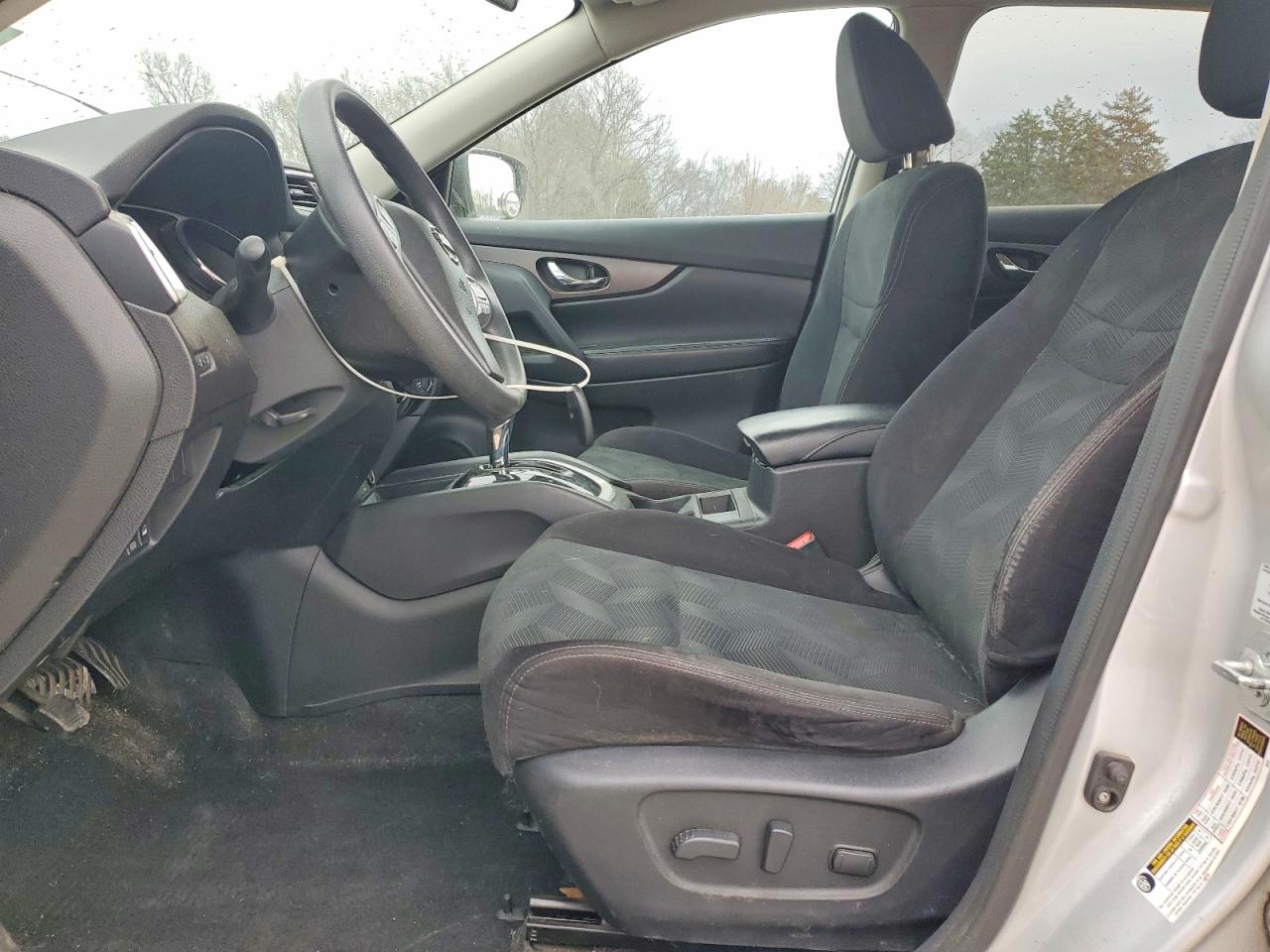 2014 NISSAN ROGUE SV photo 13