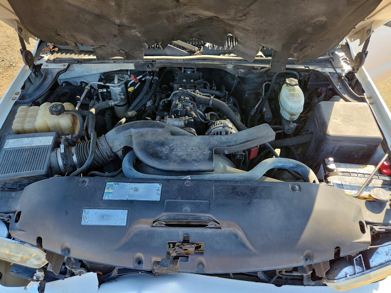 2004 CHEVROLET SUBURBAN K1500 photo 34