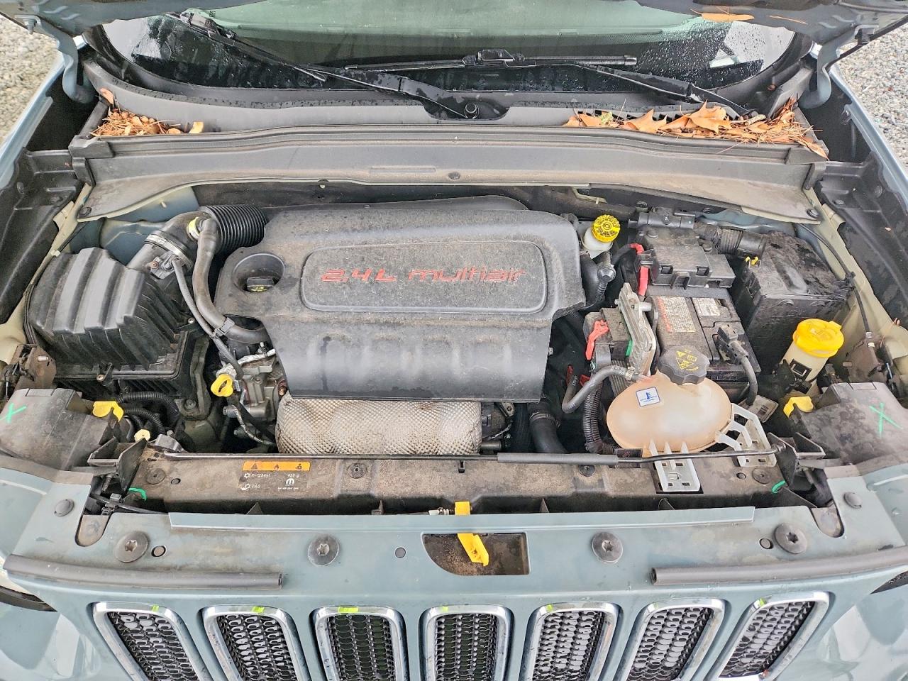 2017 JEEP RENEGADE SPORT photo 11