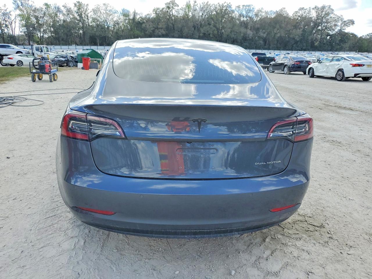 2018 TESLA MODEL 3 photo 16