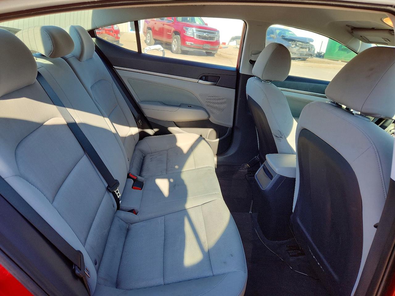 2018 HYUNDAI ELANTRA SEL photo 19