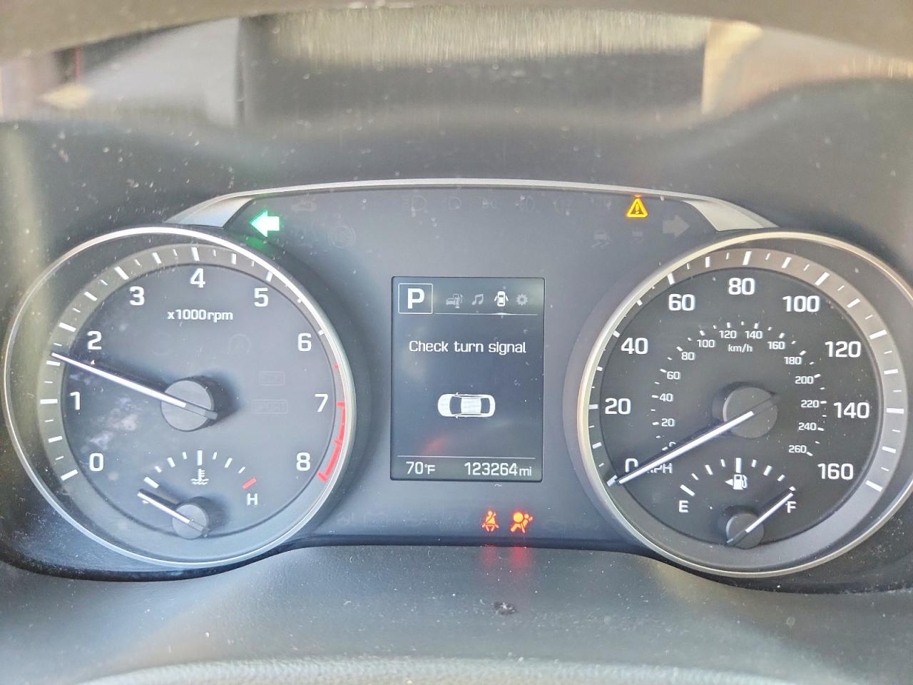 2018 HYUNDAI ELANTRA SEL photo 17