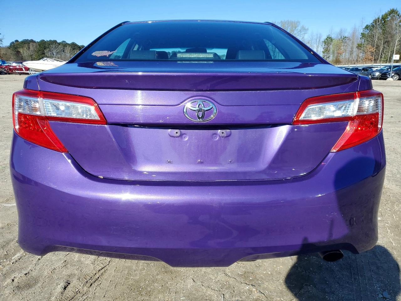 2013 TOYOTA CAMRY SE photo 6