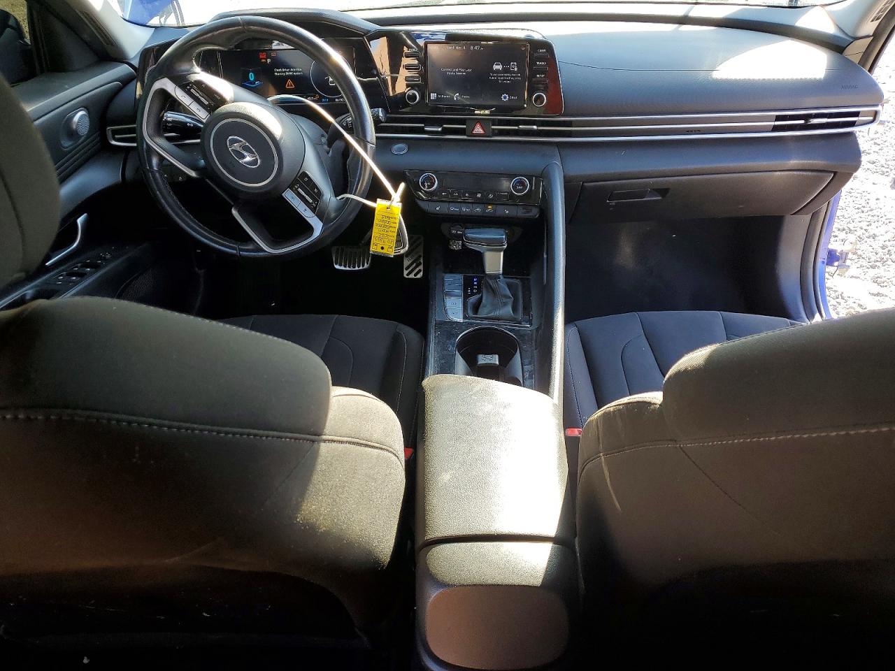 2022 HYUNDAI ELANTRA SEL photo 8