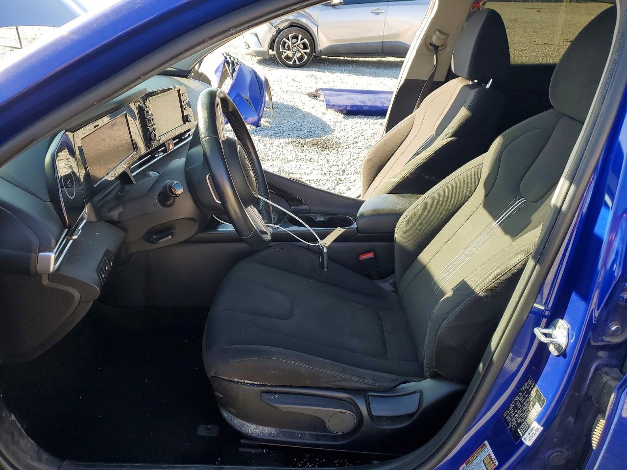 2022 HYUNDAI ELANTRA SEL photo 7