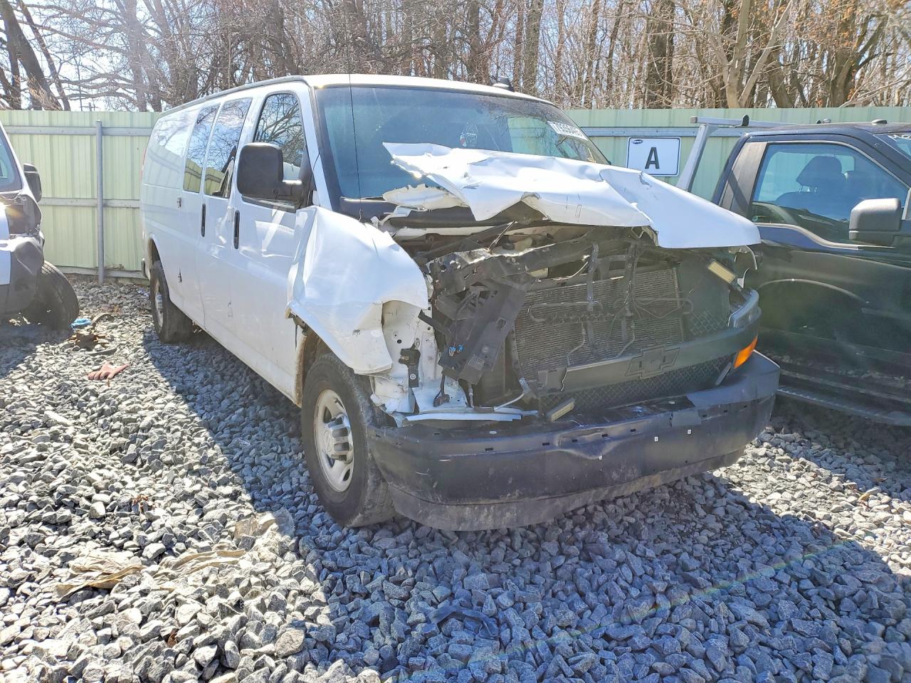 2018 CHEVROLET EXPRESS G3500 photo 4