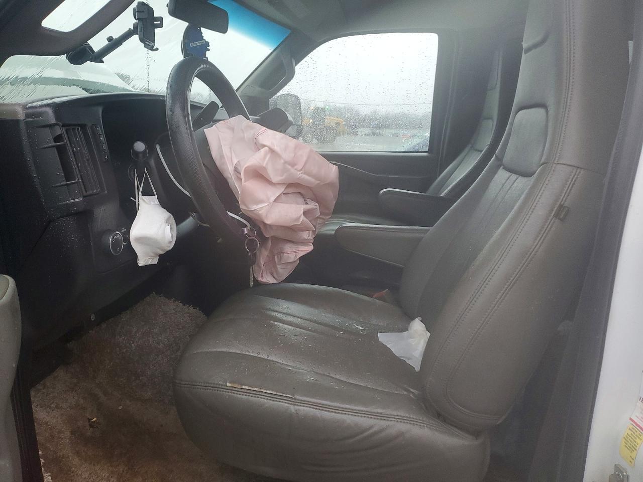 2018 CHEVROLET EXPRESS G3500 photo 7