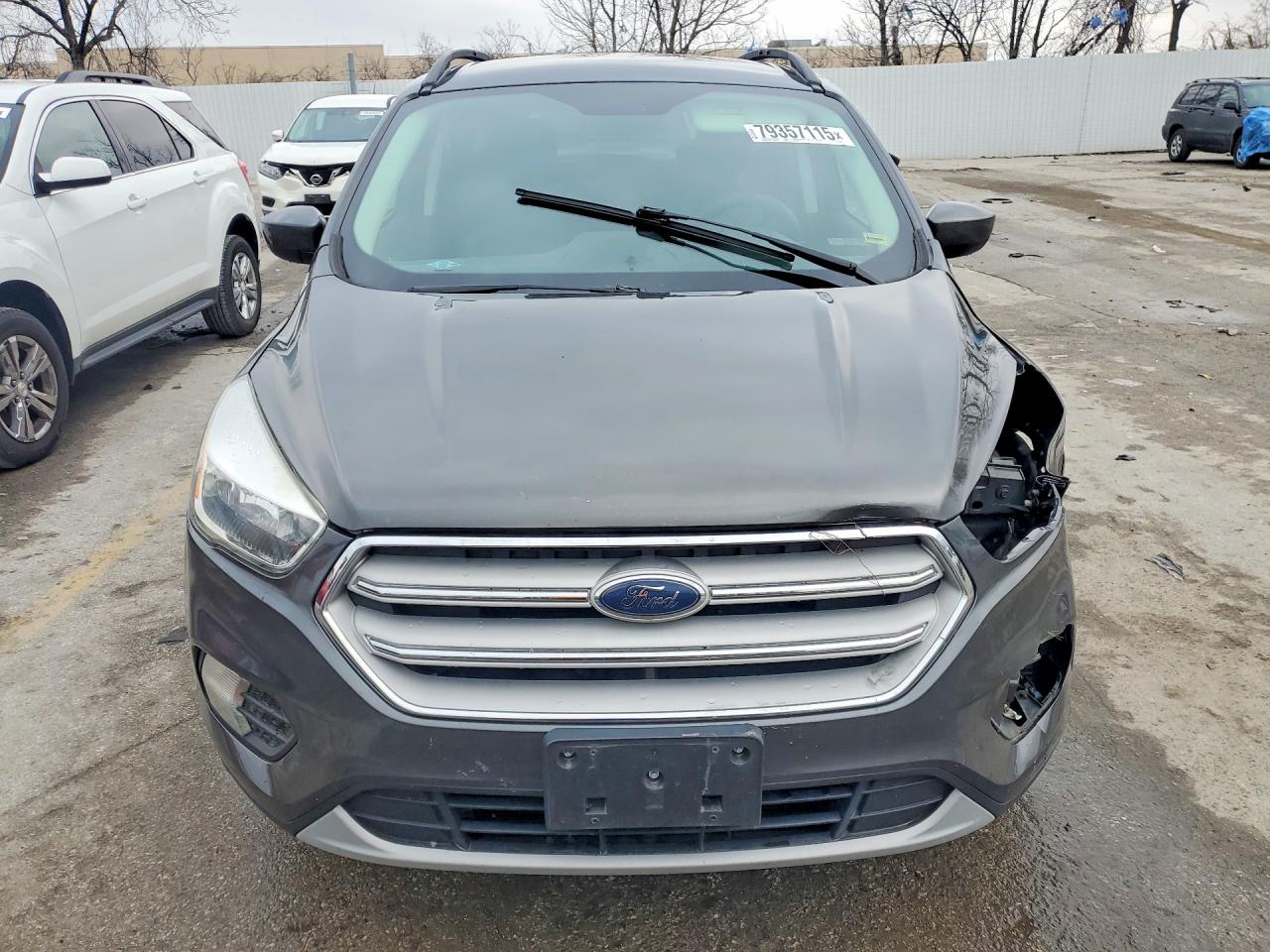 2018 FORD ESCAPE SE photo 5