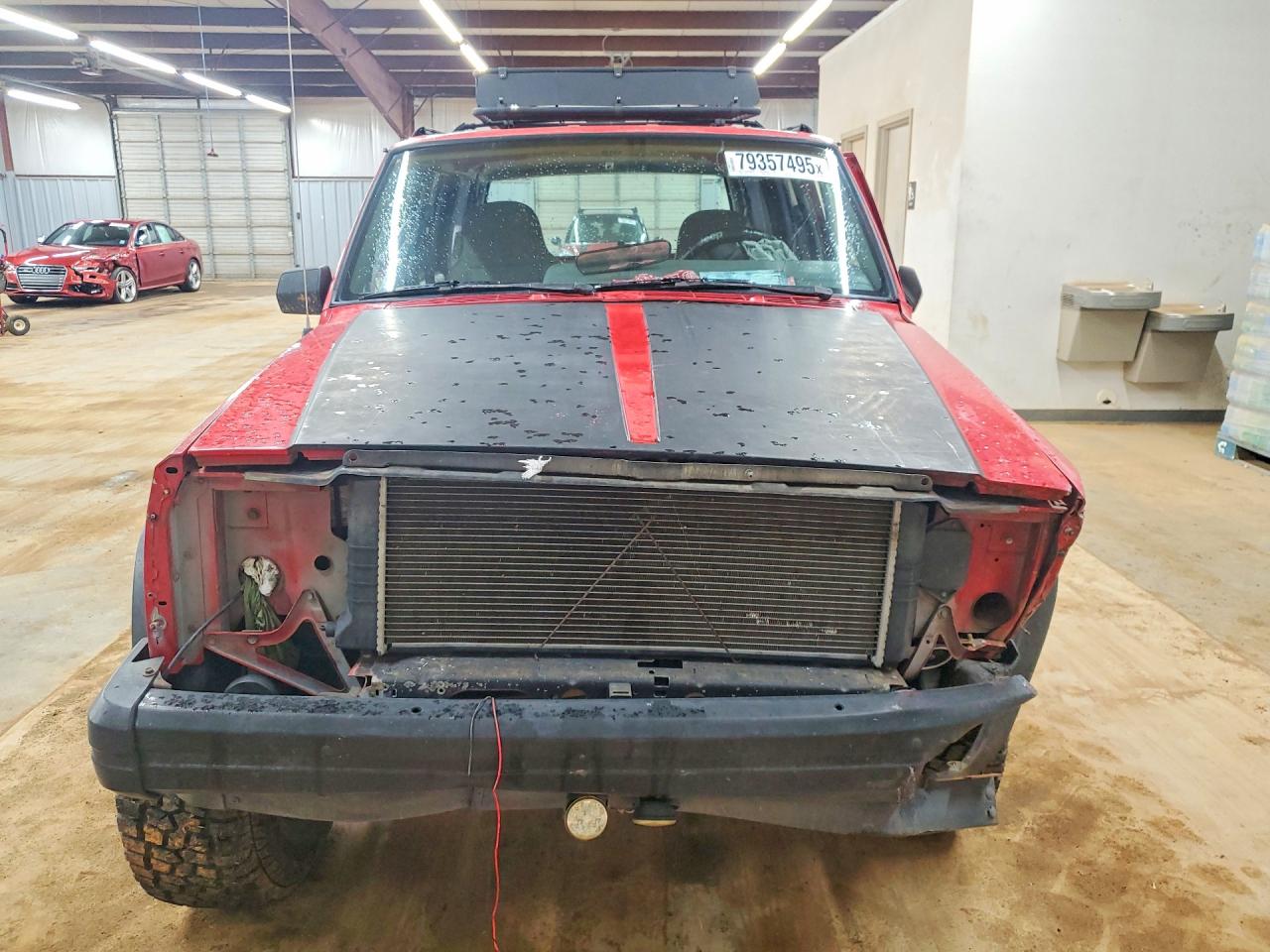 1995 JEEP CHEROKEE SE photo 13