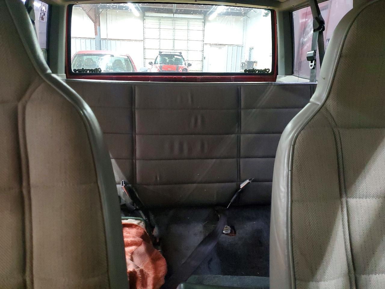 1995 JEEP CHEROKEE SE photo 28