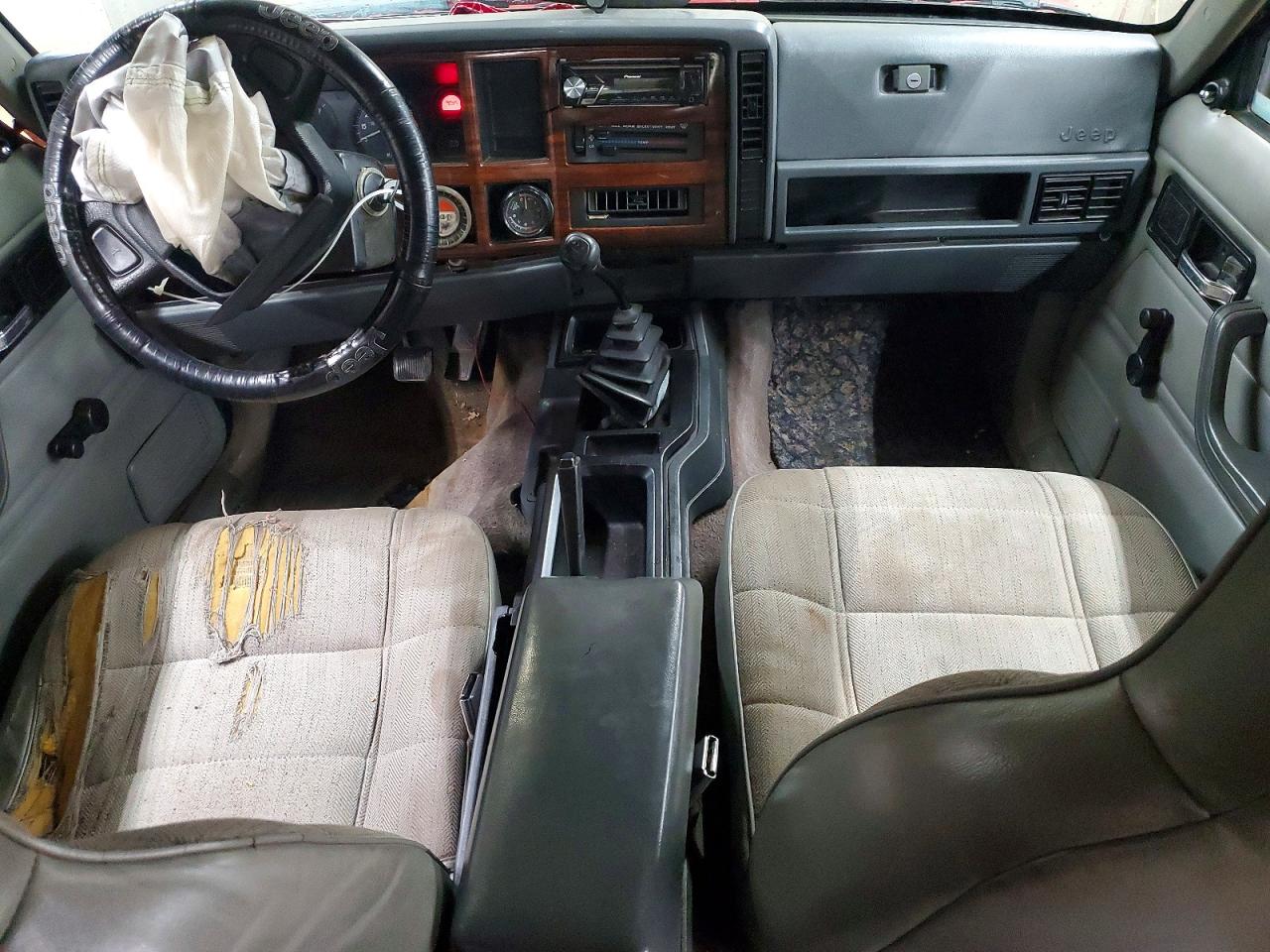 1995 JEEP CHEROKEE SE photo 22