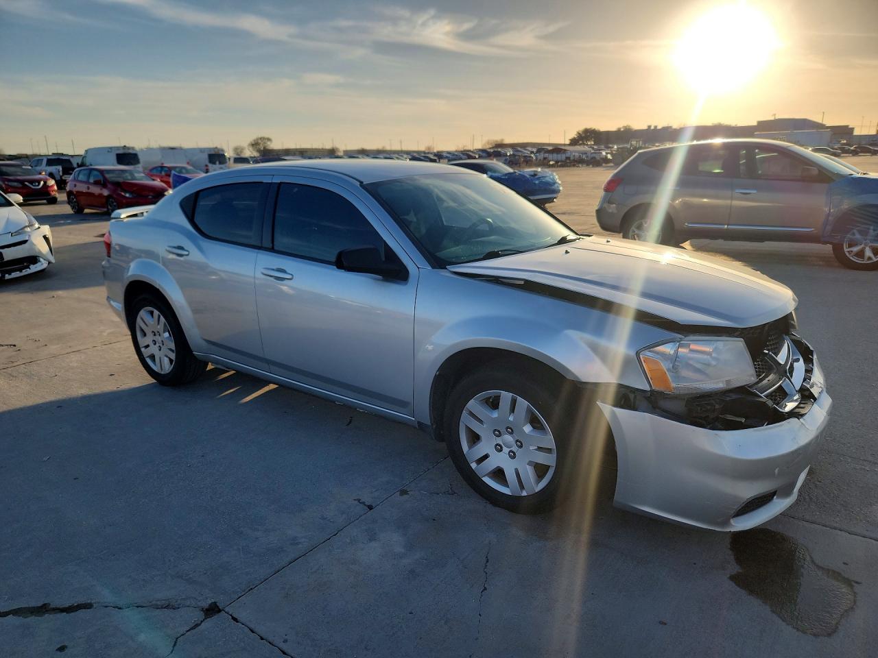 2012 DODGE AVENGER SE photo 4