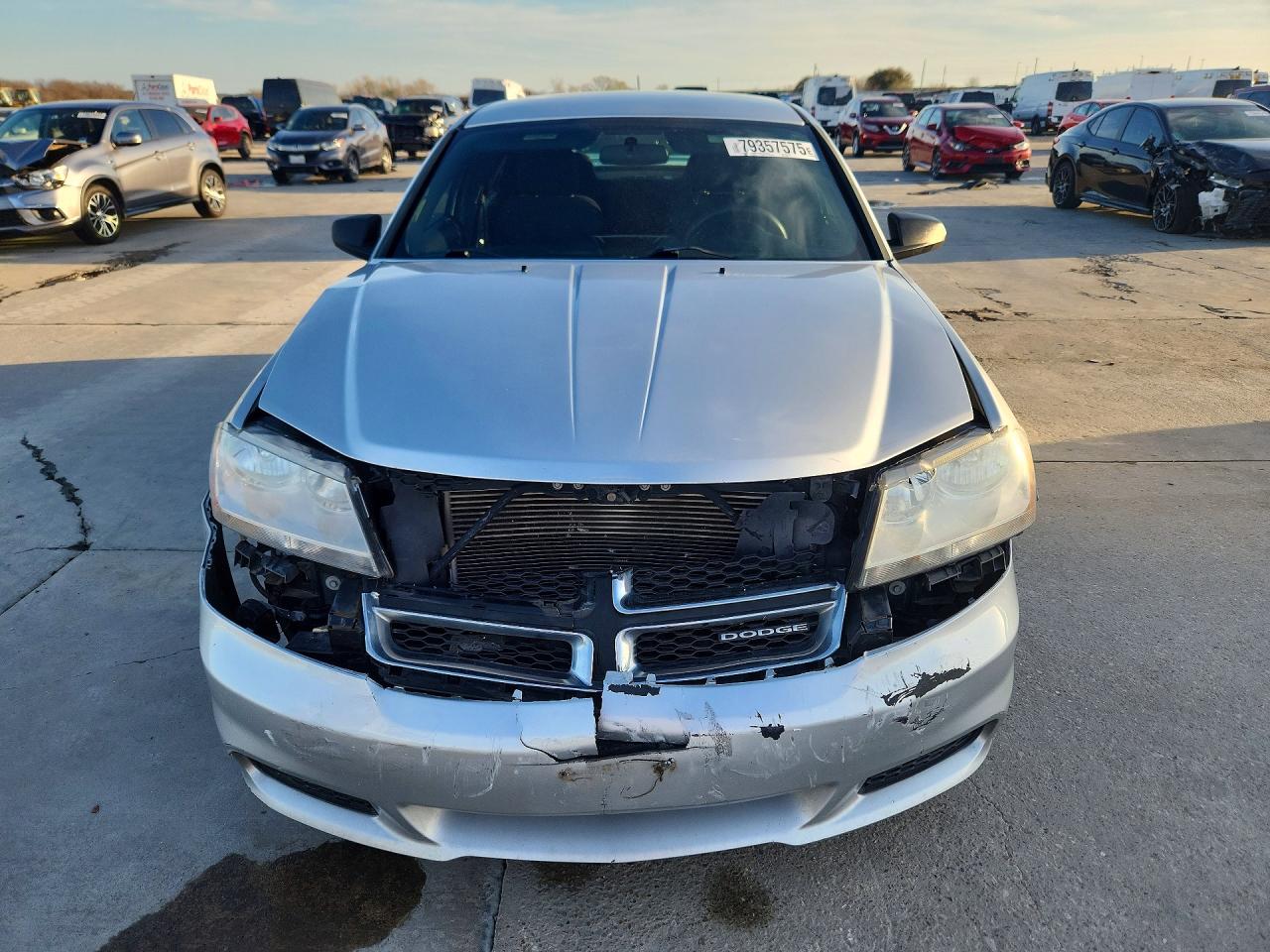 2012 DODGE AVENGER SE photo 5
