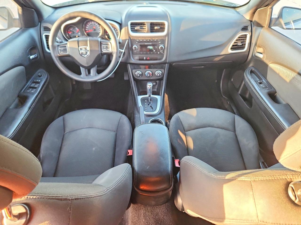 2012 DODGE AVENGER SE photo 8