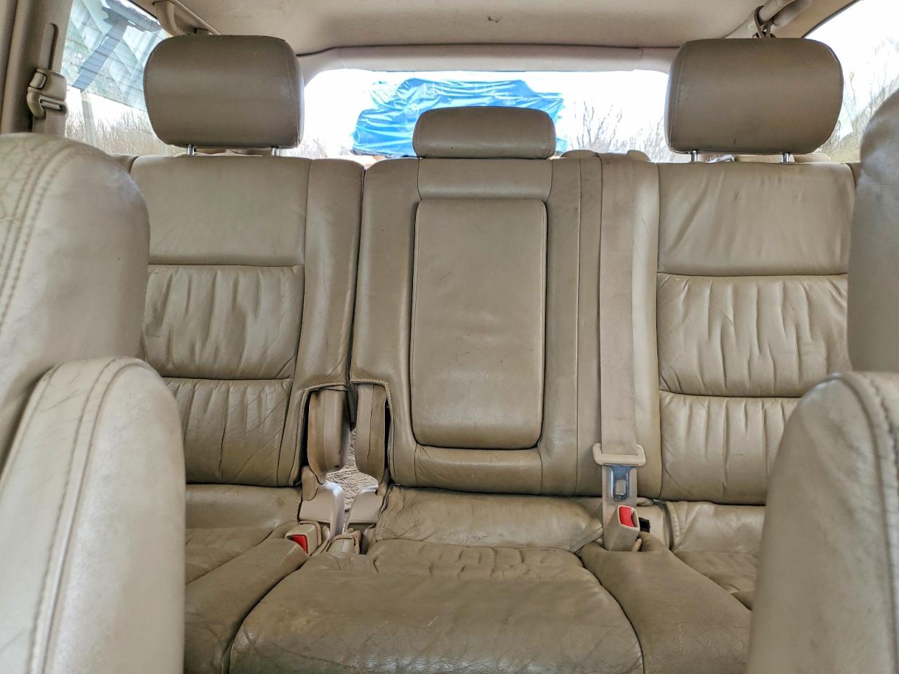 2001 TOYOTA LAND CRUISER photo 10