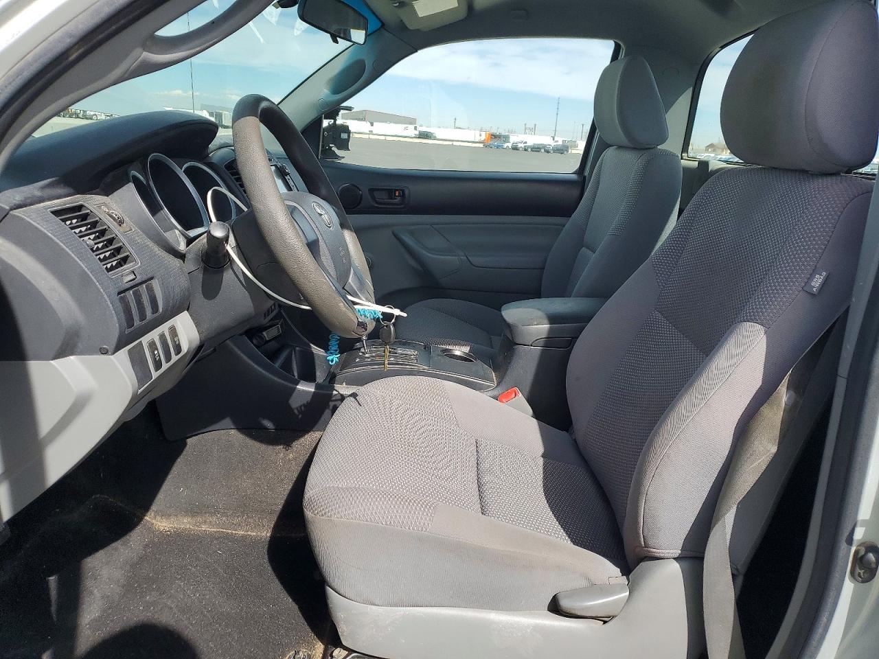 2013 TOYOTA TACOMA BASE photo 7