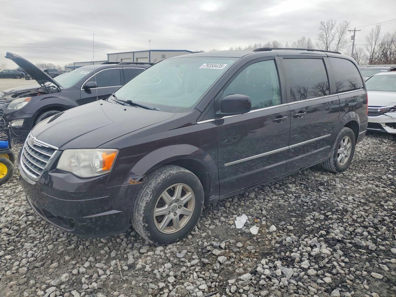 2010 CHRYSLER TOWN & COUNTRY