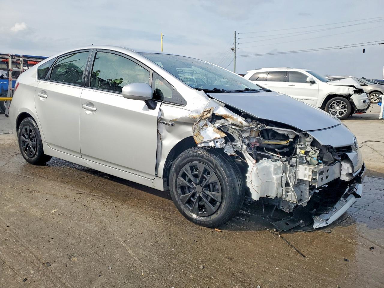 2012 TOYOTA PRIUS TWO photo 7