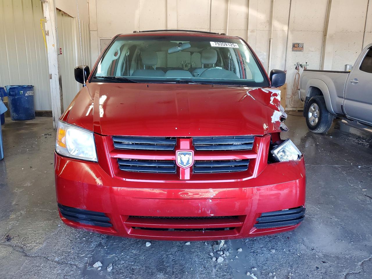 2010 DODGE GRAND CARAVAN SE photo 9
