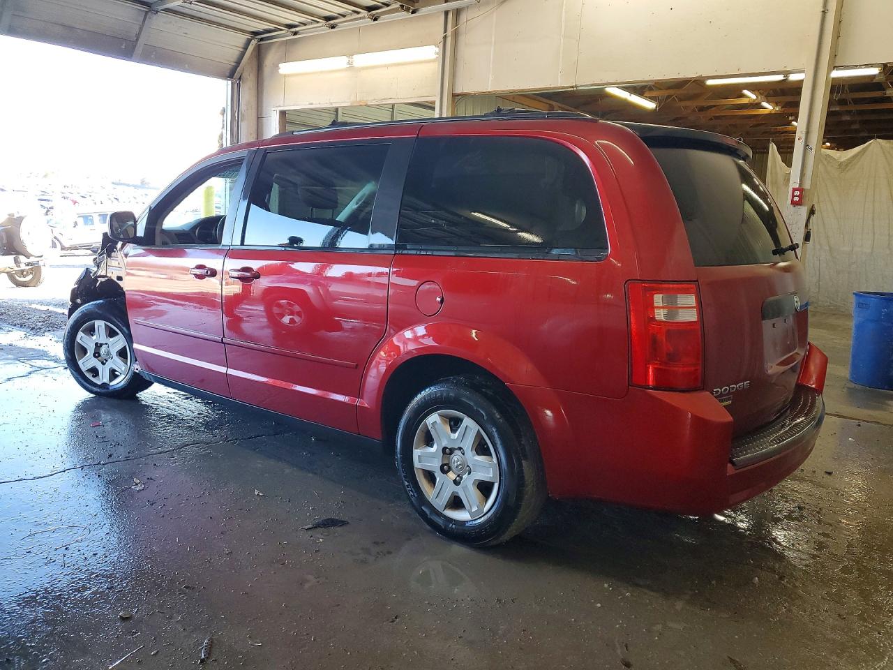2010 DODGE GRAND CARAVAN SE photo 3