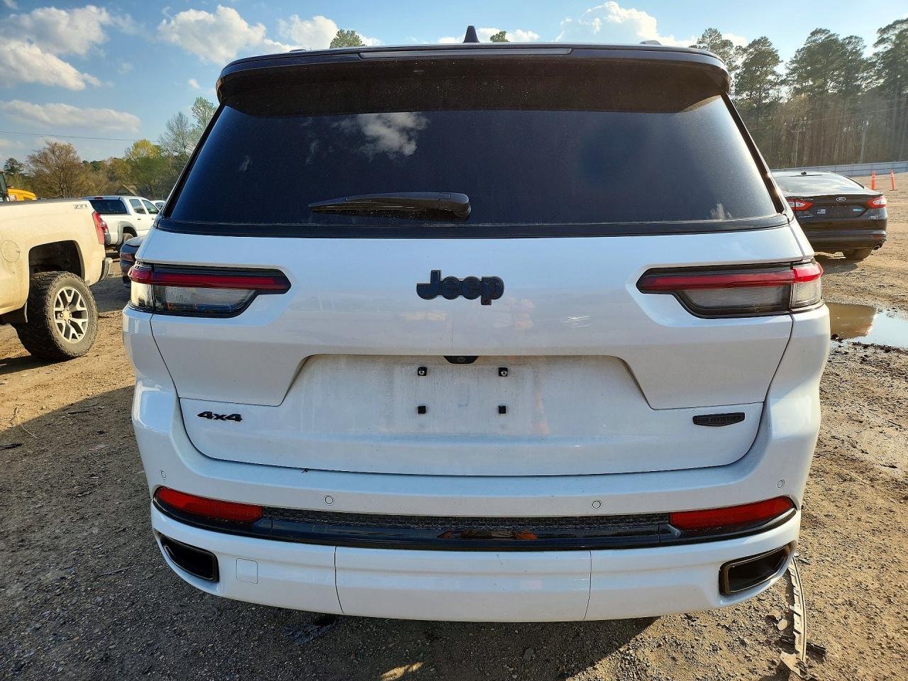 2024 JEEP GRAND CHEROKEE L SUMMIT photo 11