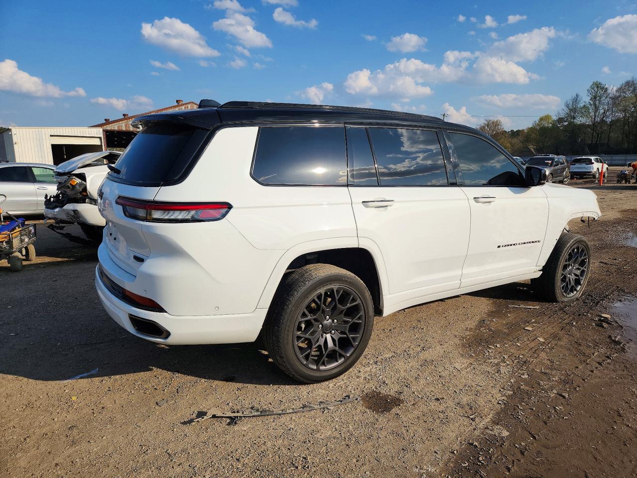 2024 JEEP GRAND CHEROKEE L SUMMIT photo 5