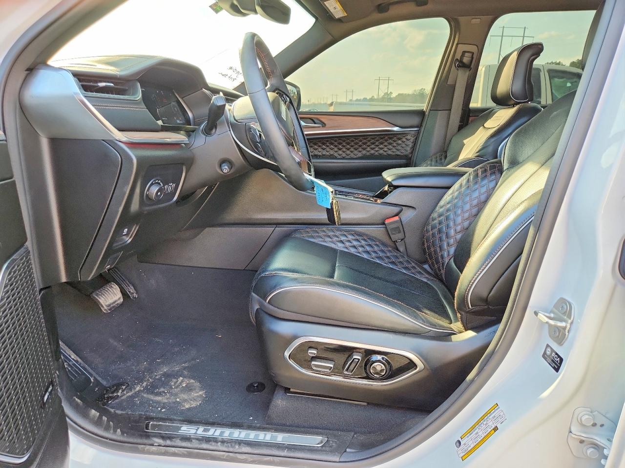 2024 JEEP GRAND CHEROKEE L SUMMIT photo 13