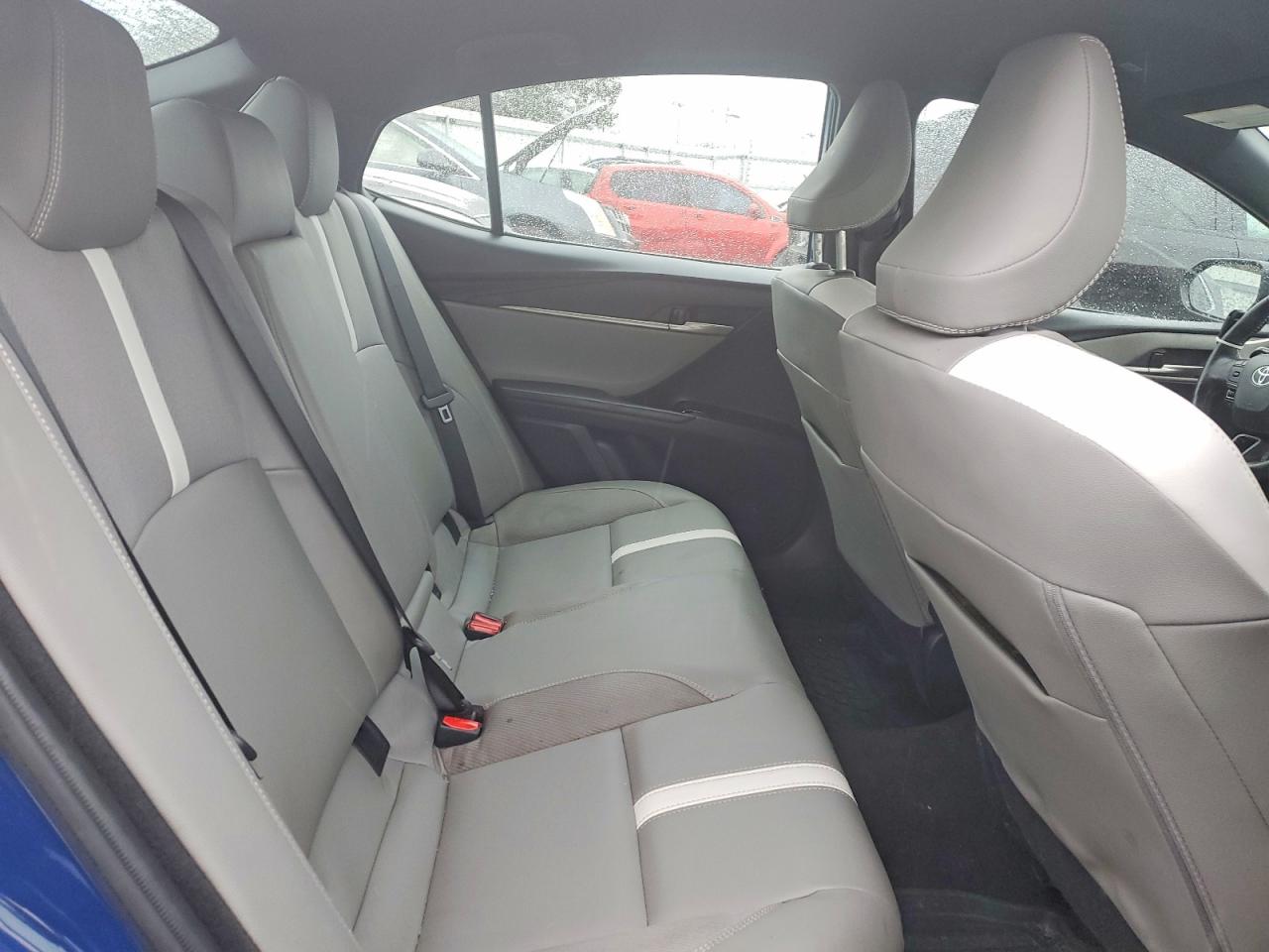 2025 TOYOTA CAMRY SE photo 28