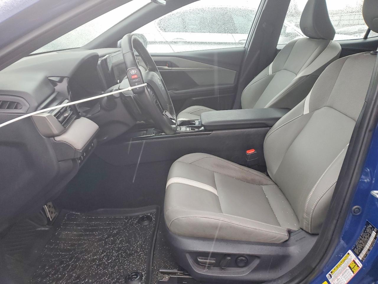 2025 TOYOTA CAMRY SE photo 19