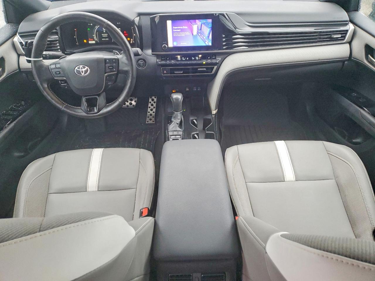 2025 TOYOTA CAMRY SE photo 22