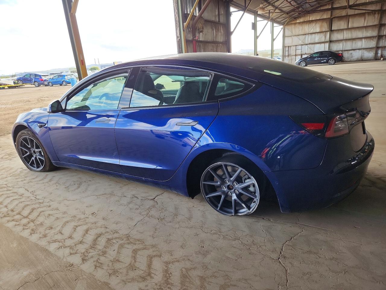 2022 TESLA MODEL 3 photo 2
