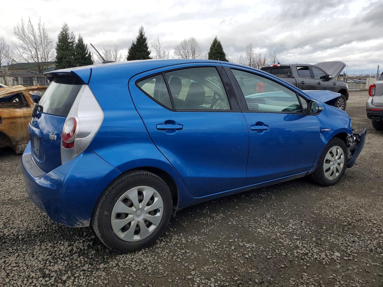 2012 TOYOTA PRIUS C THREE photo 3