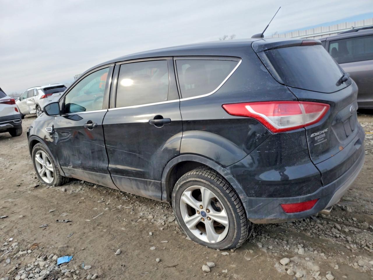 2015 FORD ESCAPE SE photo 3