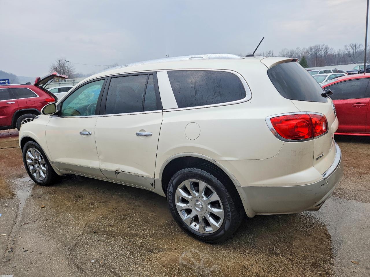 2010 BUICK ENCLAVE CXL photo 2