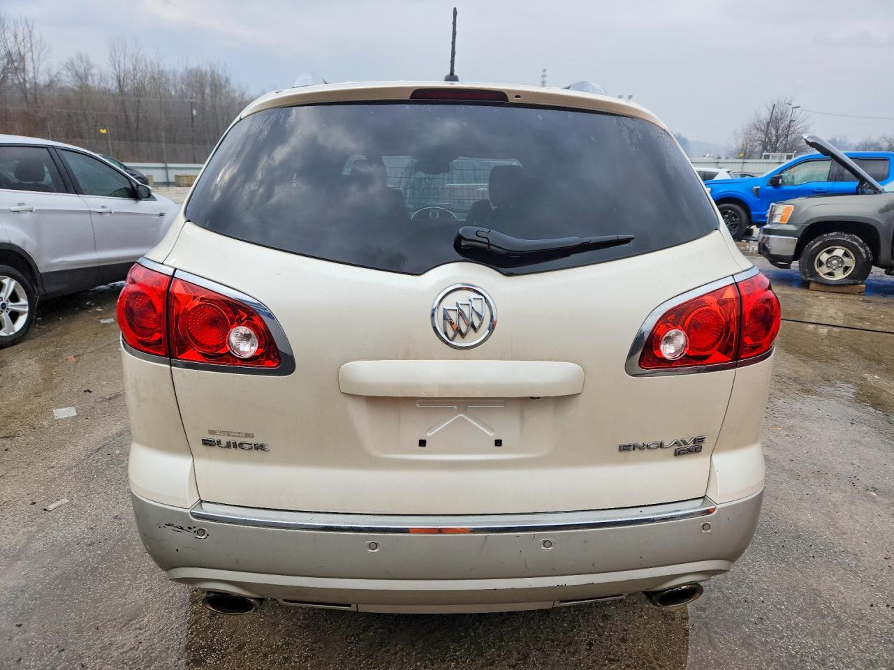 2010 BUICK ENCLAVE CXL photo 6
