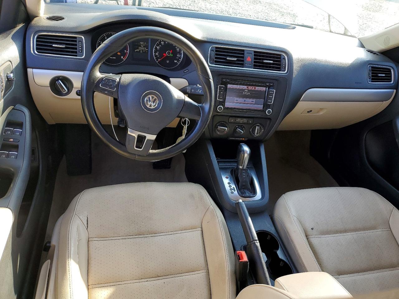 2013 VOLKSWAGEN JETTA SE photo 22