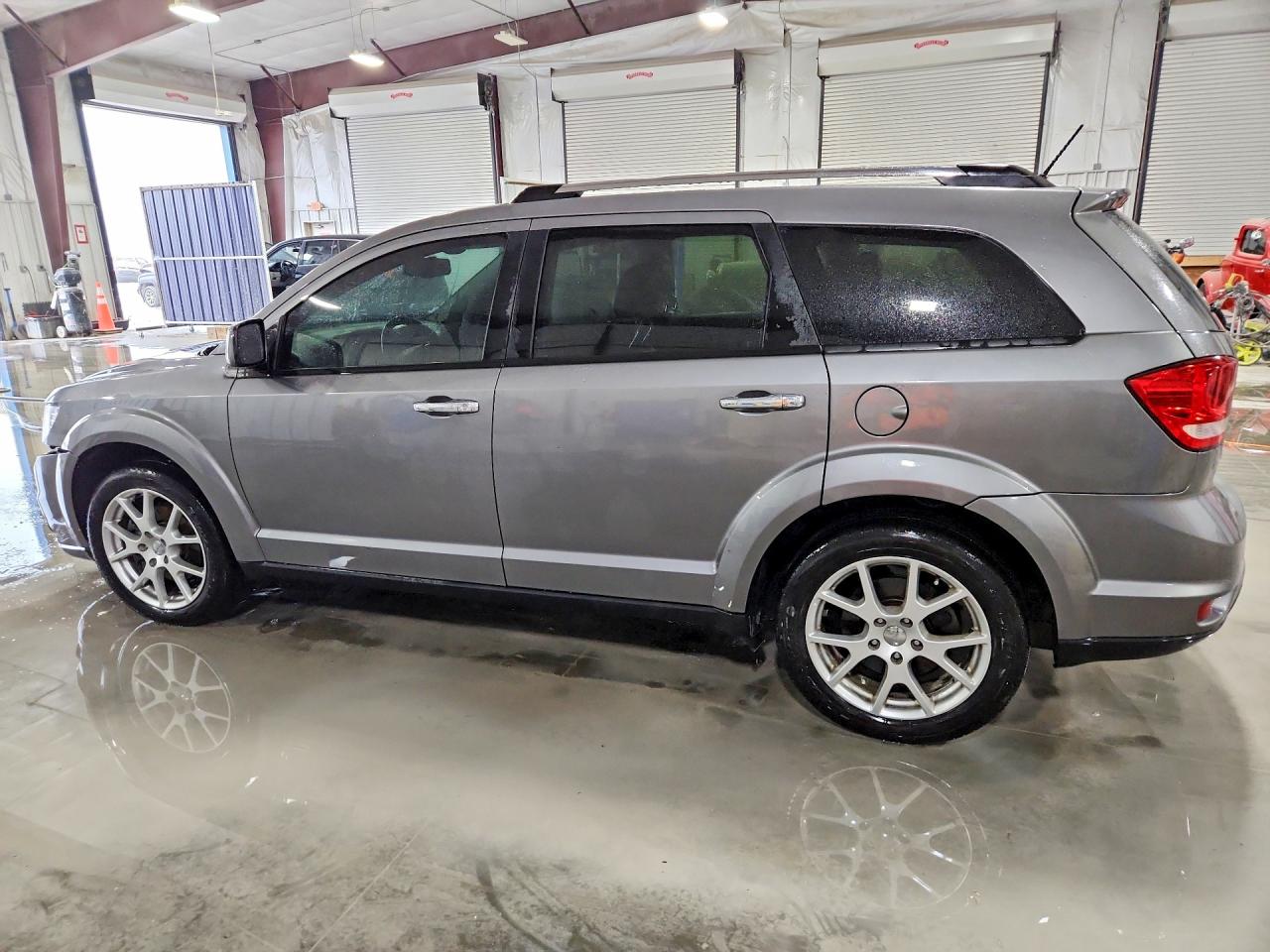 2012 DODGE JOURNEY CREW photo 3