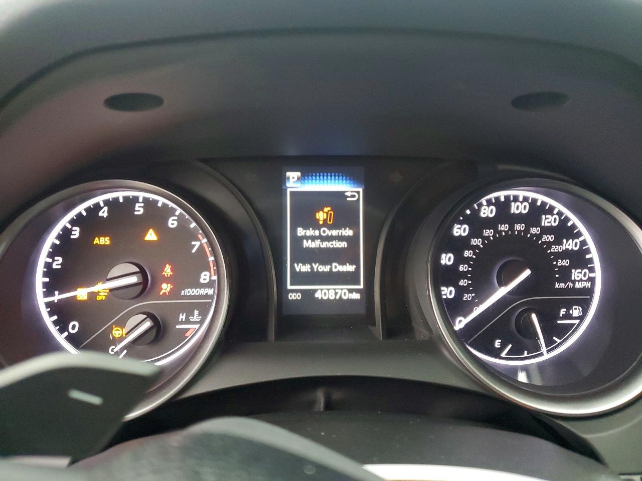 2022 TOYOTA CAMRY SE photo 17