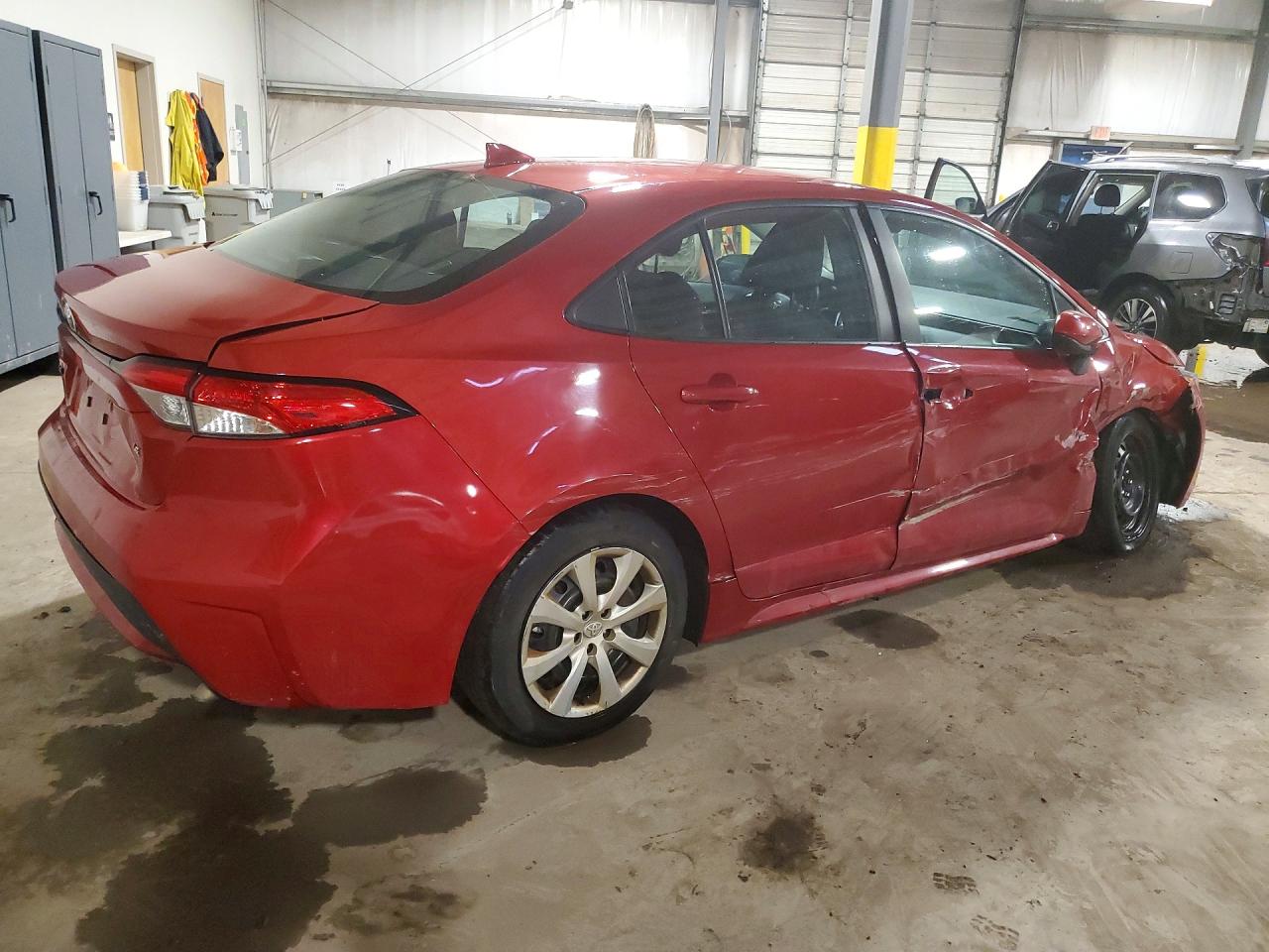 2021 TOYOTA COROLLA LE photo 5