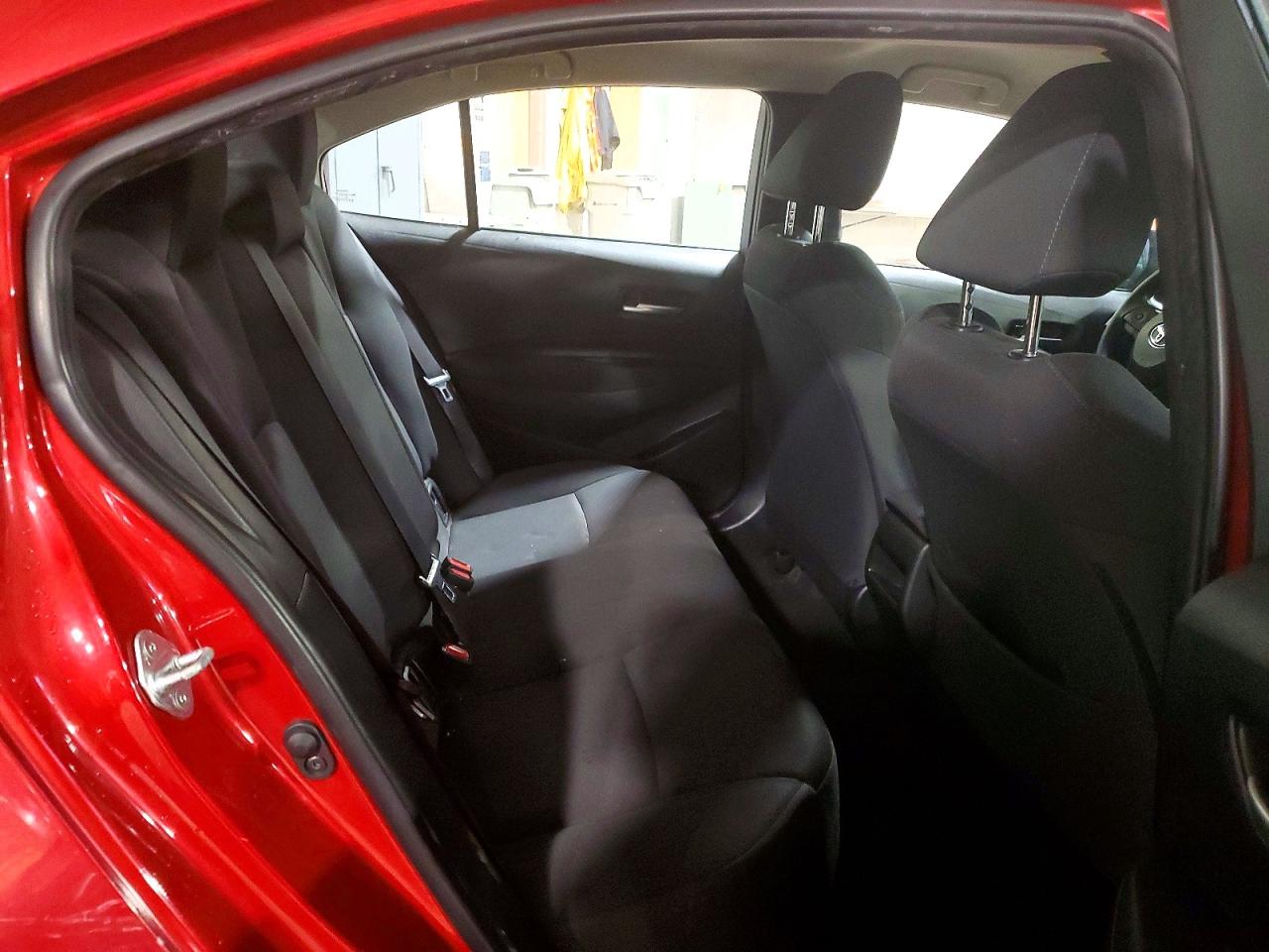 2021 TOYOTA COROLLA LE photo 19