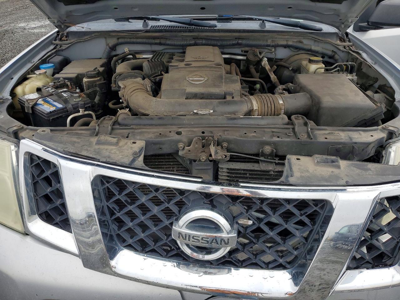 2011 NISSAN PATHFINDER S photo 23