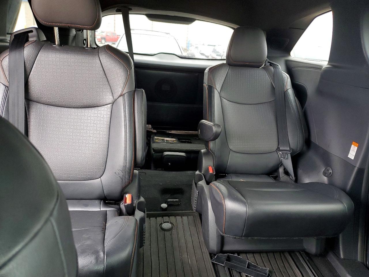2021 TOYOTA SIENNA XSE 7-PASSENGER photo 19