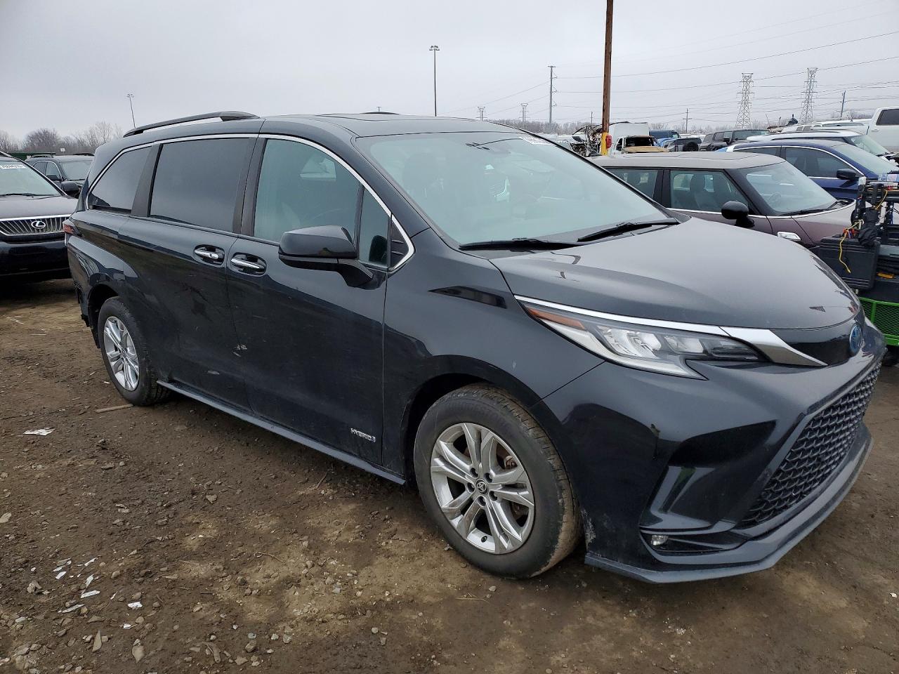 2021 TOYOTA SIENNA XSE 7-PASSENGER photo 7