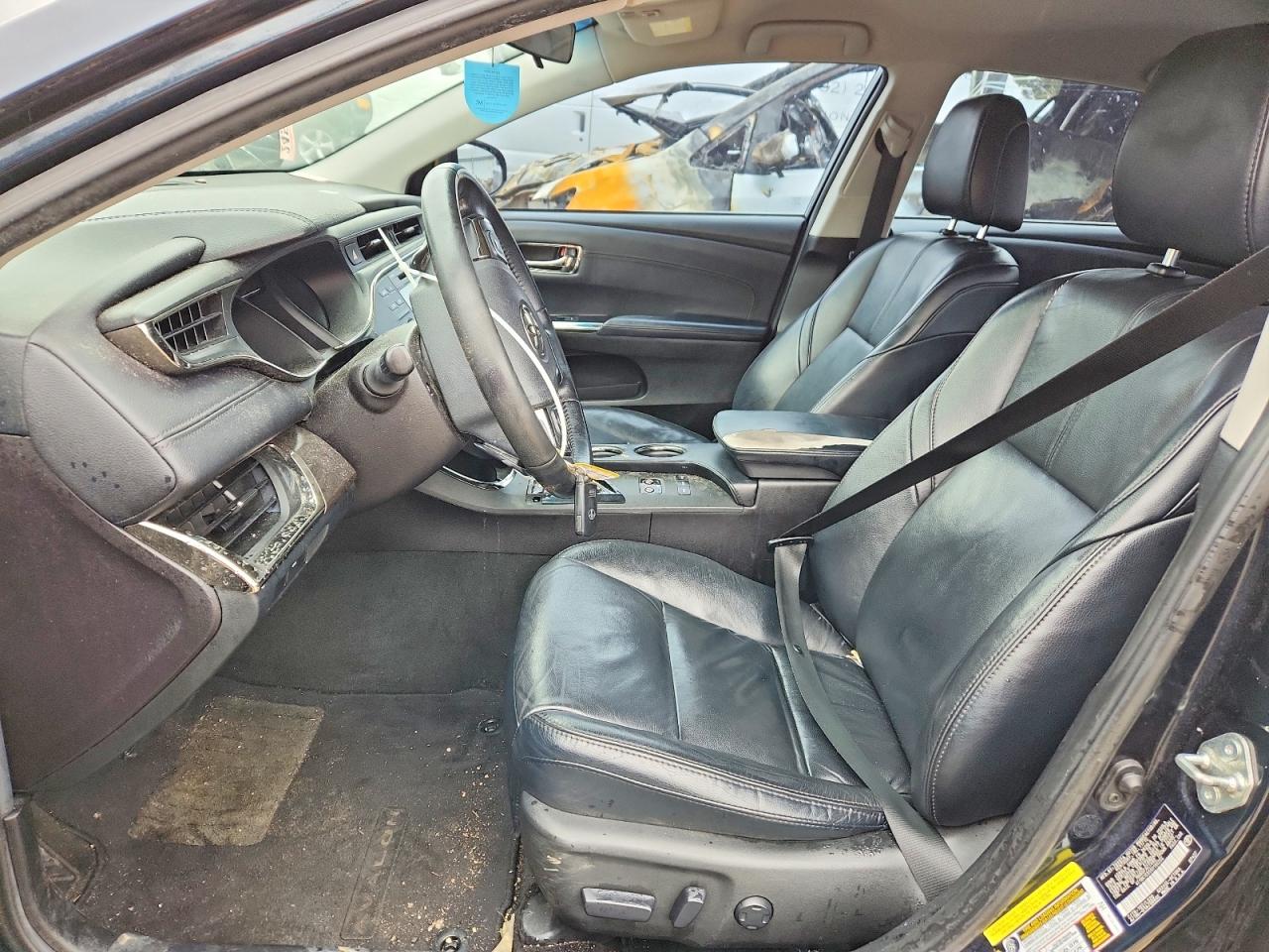 2016 TOYOTA AVALON XLE photo 13