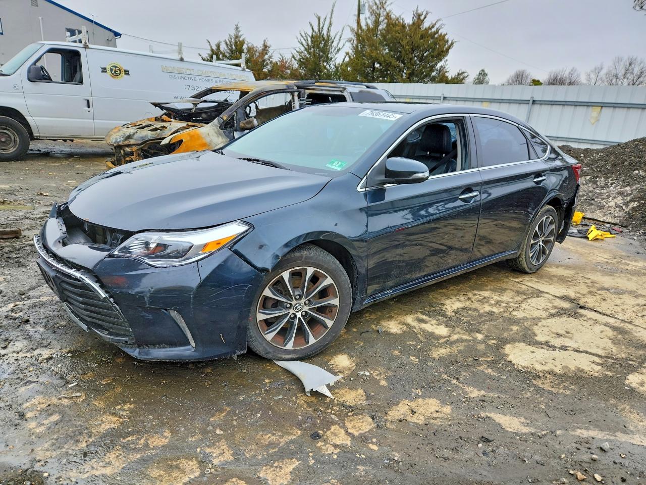 2016 TOYOTA AVALON