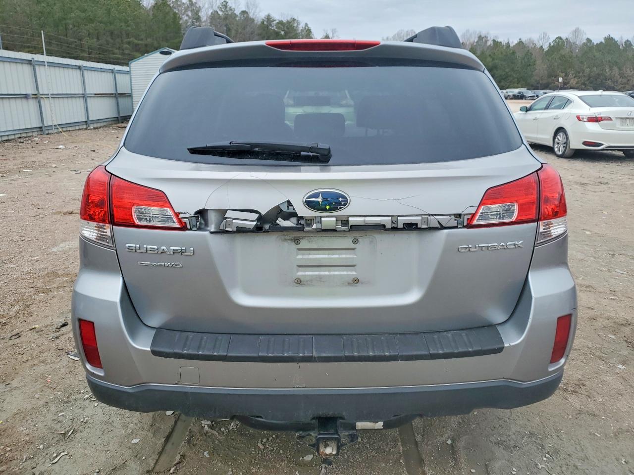 2010 SUBARU OUTBACK 2.5I PREMIUM photo 6