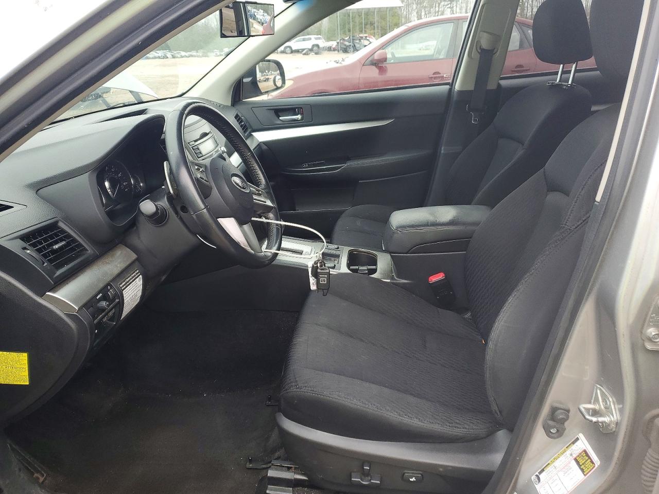 2010 SUBARU OUTBACK 2.5I PREMIUM photo 7