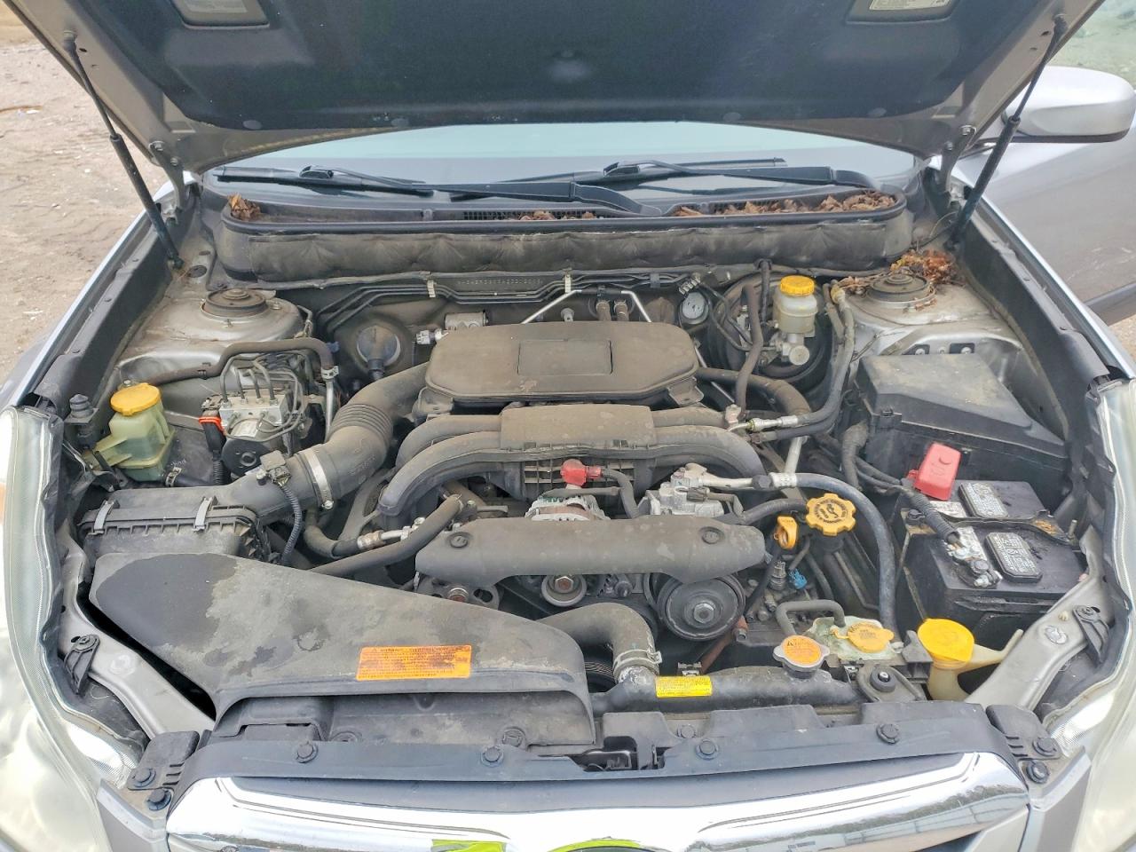 2010 SUBARU OUTBACK 2.5I PREMIUM photo 12